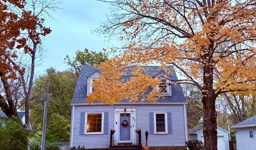 330 Franklin Ave, Ames, IA 50014 - 4 Beds, 2 Bath