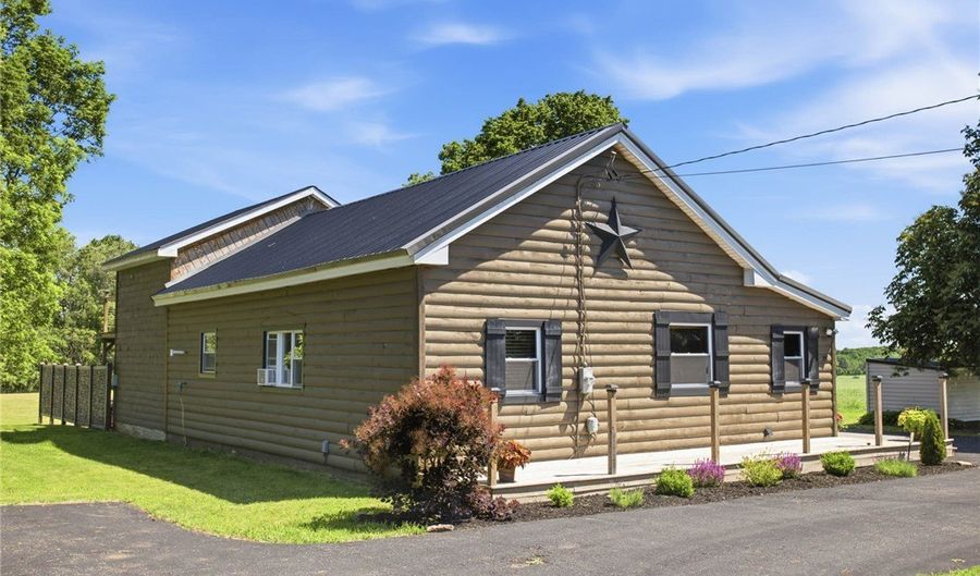 395 Akron Rd, Akron, NY 14001 - 3 Beds, 1 Bath