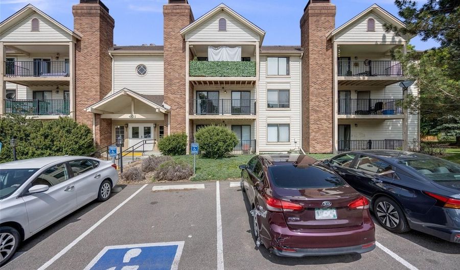 401 S Kalispell Way 206, Aurora, CO 80017 - 2 Beds, 2 Bath