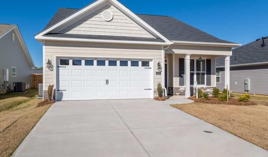 8163 Snelling Dr, Aiken, SC 29803 - 3 Beds, 3 Bath