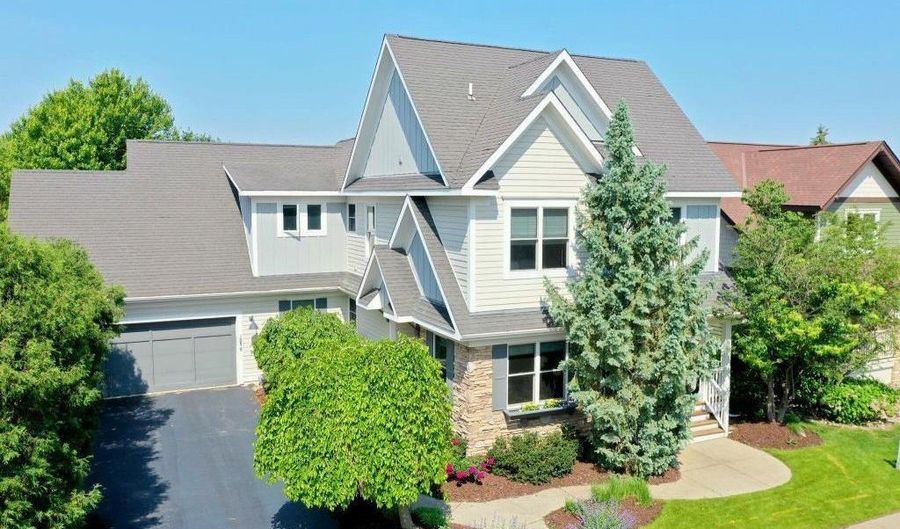 15819 Drawstone Trl, Apple Valley, MN 55124 - 4 Beds, 4 Bath