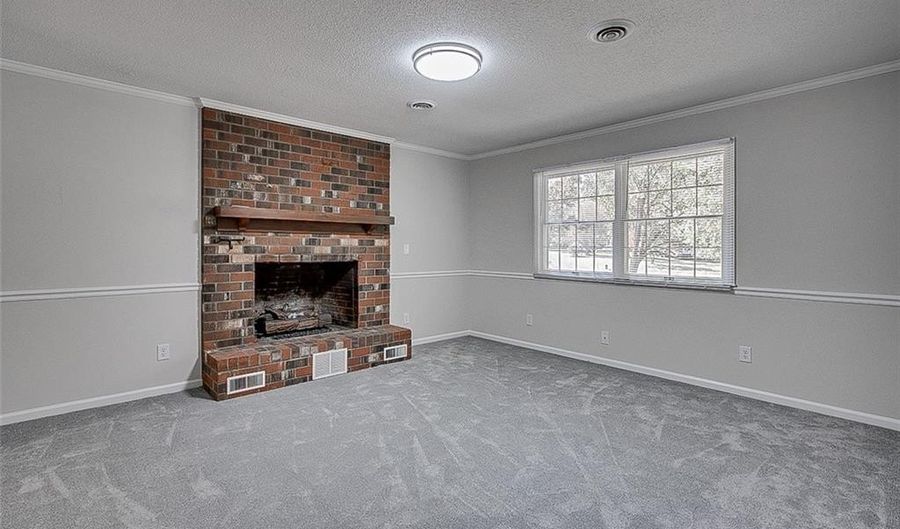 2048 Heritage Ct, Asheboro, NC 27203 - 3 Beds, 2 Bath