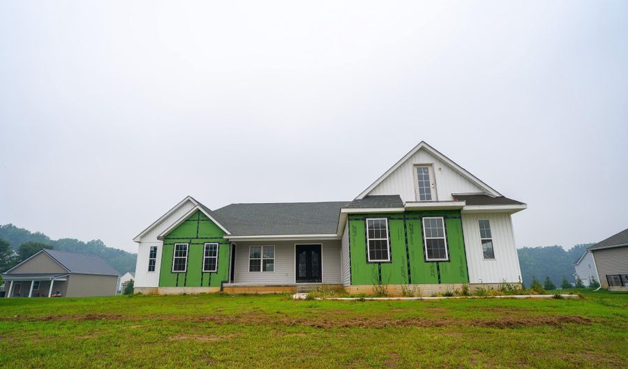 39 CHUCKER Xing, Dover, DE 19904 - 4 Beds, 3 Bath