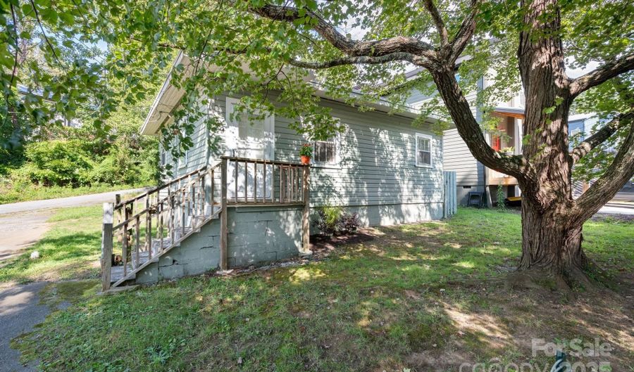 69 Branning St, Asheville, NC 28806 - 2 Beds, 1 Bath