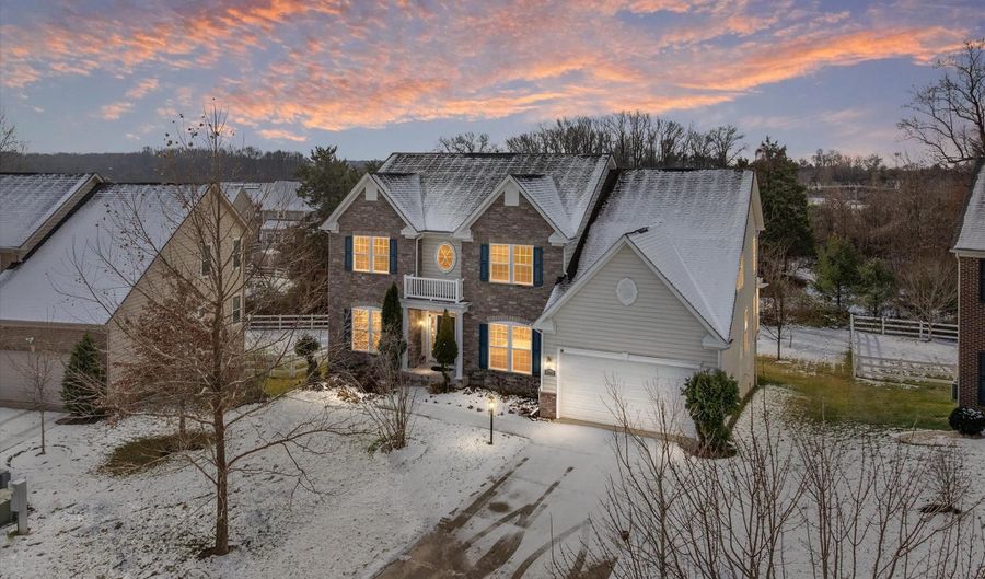 13605 PYNES DISCOVERY Dr, Bowie, MD 20720 - 4 Beds, 4 Bath