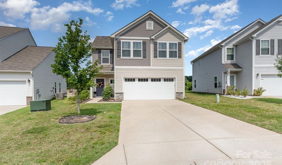 1111 Freeman View Dr, Albemarle, NC 28001 - 3 Beds, 3 Bath
