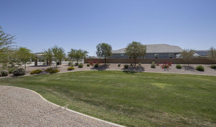 1071 W Castle Ct, Casa Grande, AZ 85122 - 4 Beds, 2 Bath