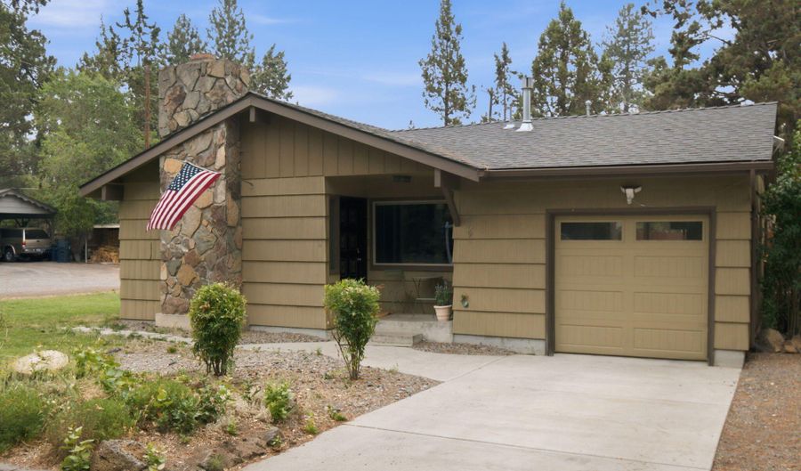669 NE Lafayette Ave, Bend, OR 97701 - 4 Beds, 2 Bath