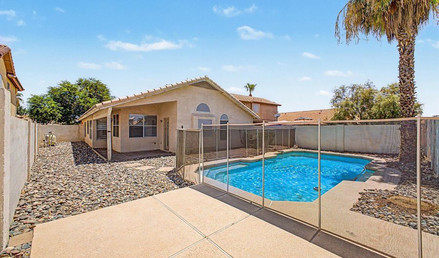 2424 N 125TH Dr, Avondale, AZ 85392 - 3 Beds, 2 Bath