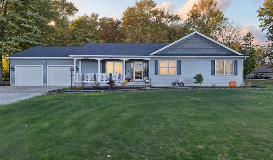 3203 Merchants Ave, Ashtabula, OH 44004 - 4 Beds, 3 Bath