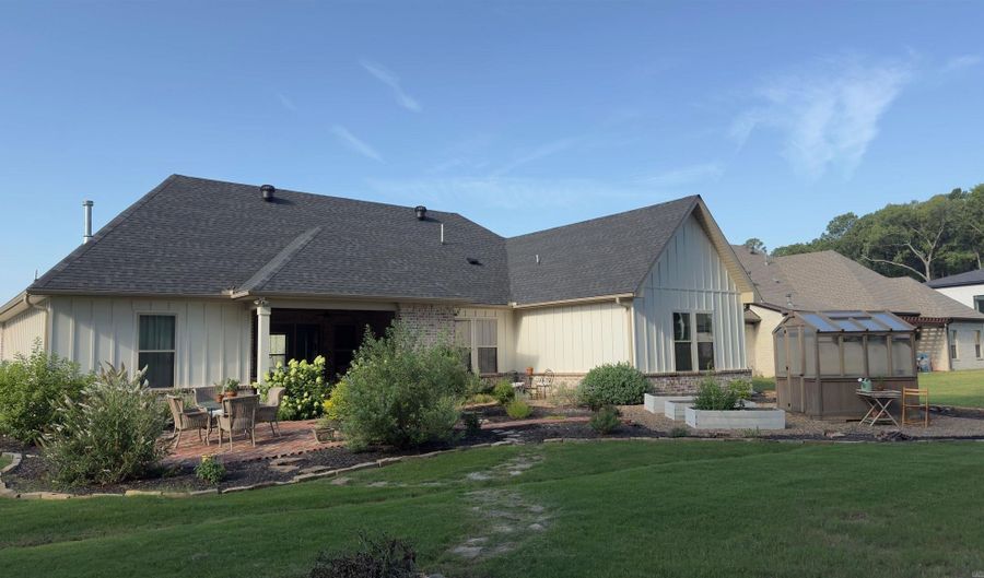 5612 Claire Dr, Benton, AR 72019 - 4 Beds, 4 Bath