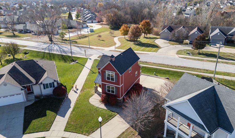 2115 SW Sugarberry Ct, Ankeny, IA 50023 - 3 Beds, 2 Bath