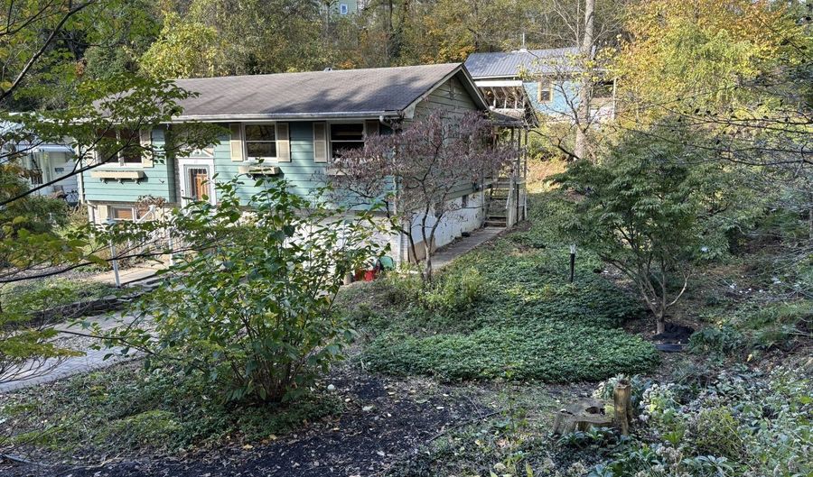 17 Ring, Athens, OH 45701 - 3 Beds, 2 Bath