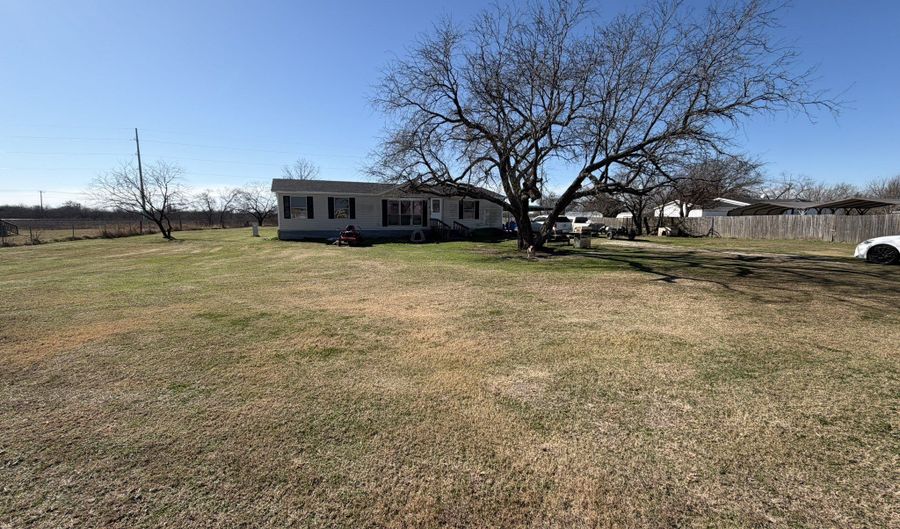 7311 S Interstate 45 Service Rd, Alba, TX 75119 - 0 Beds, 0 Bath
