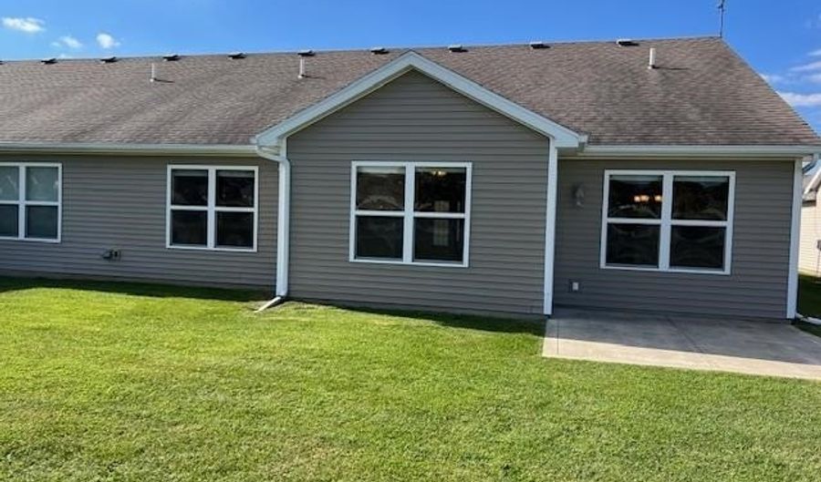 1710 Krebs Ct, Angola, IN 46703 - 2 Beds, 2 Bath