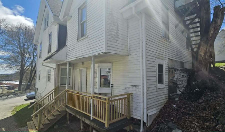 131 Second St, Bangor, ME 04401 - 0 Beds, 4 Bath