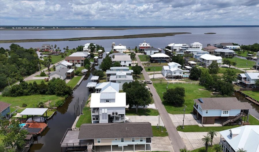 56 Good St, Bay St. Louis, MS 39520 - 3 Beds, 3 Bath