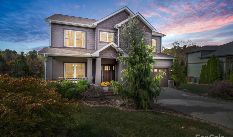 27 Drakes Meadow Ln, Arden, NC 28704 - 4 Beds, 3 Bath