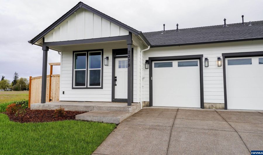 2379 W 9th Ave, Junction City, OR 97448 - 3 Beds, 2 Bath