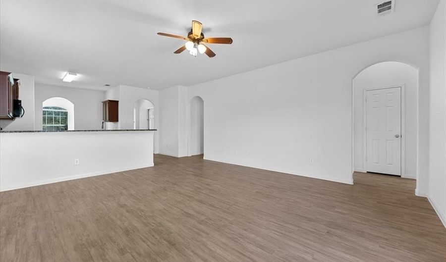 113 Oriole Dr, Anna, TX 75409 - 3 Beds, 2 Bath