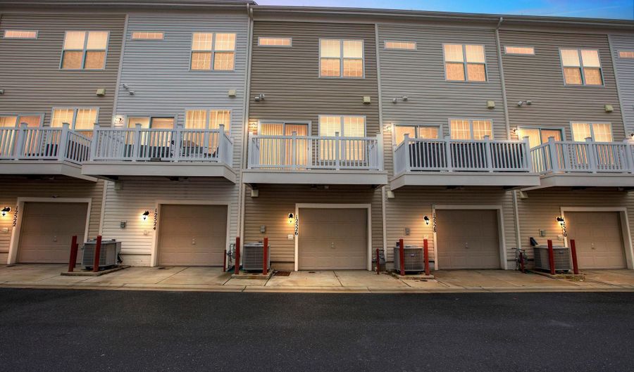 12526 ADOBE Aly, Beltsville, MD 20705 - 3 Beds, 4 Bath