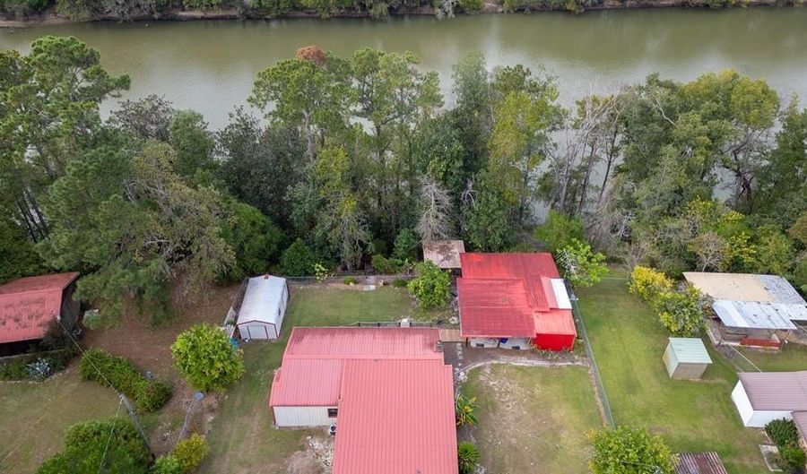 163 High Bluff Rd, Baxley, GA 31513 - 2 Beds, 1 Bath