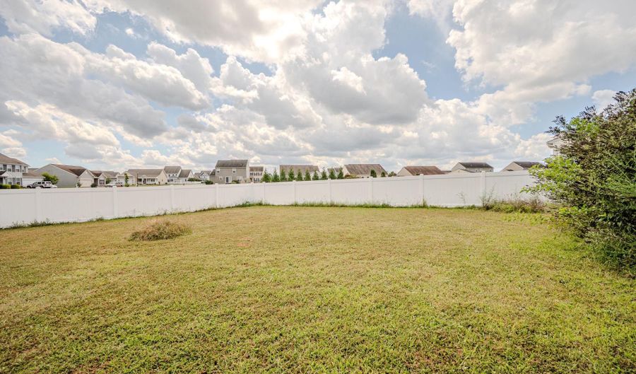 92 RIVER CLIFF Cir, Felton, DE 19943 - 3 Beds, 2 Bath