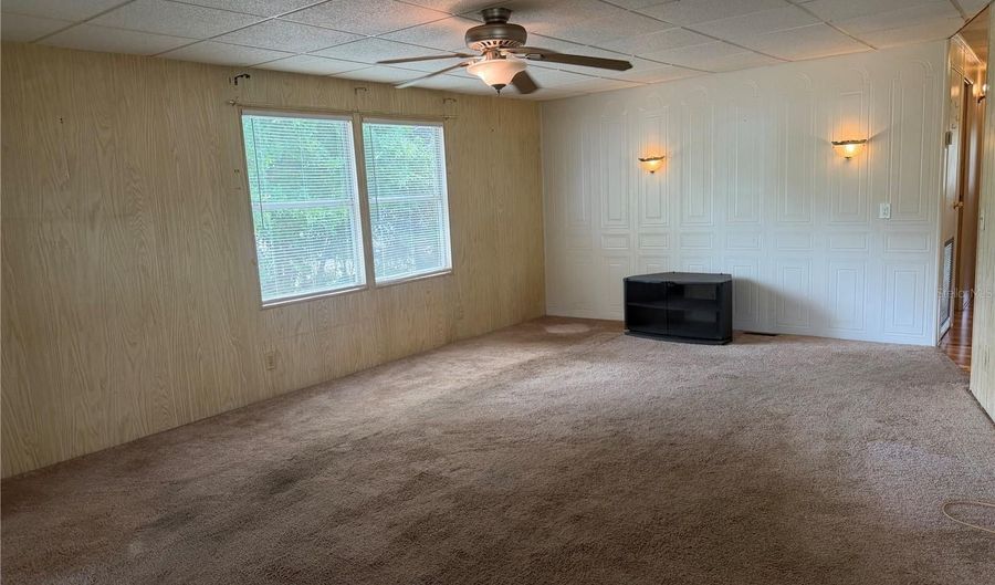 24138 PANTHER Rd, Astor, FL 32102 - 2 Beds, 2 Bath