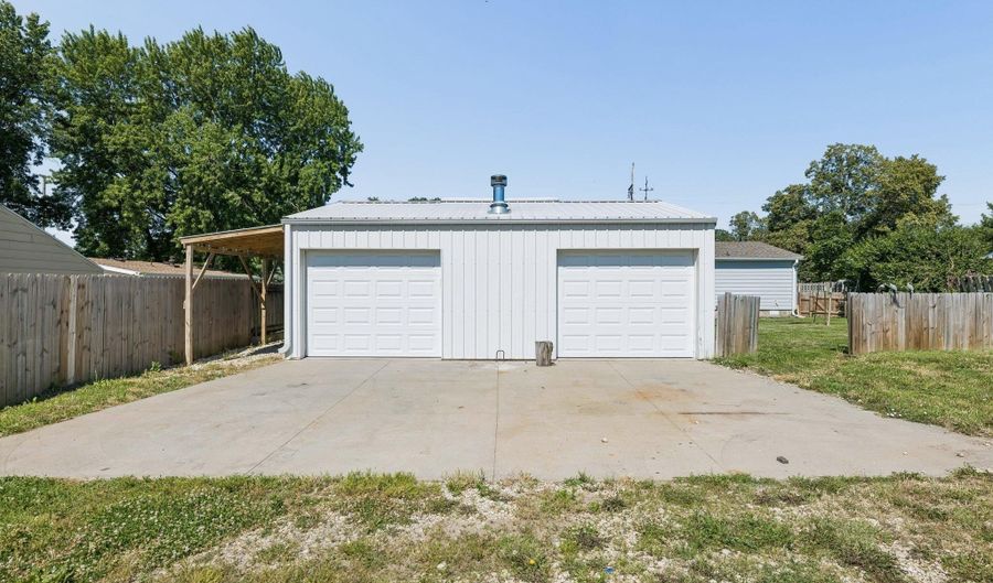 1516 N Ashland Ave, Beatrice, NE 68310 - 3 Beds, 3 Bath