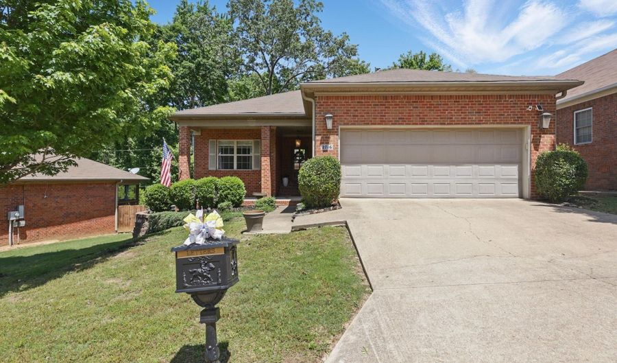 2716 Juniper Dr, Benton, AR 72015 - 3 Beds, 3 Bath