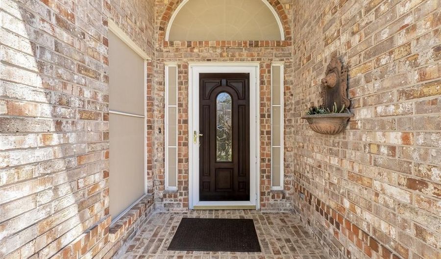 14596 Blueberry Ct, Addison, TX 75001 - 3 Beds, 2 Bath