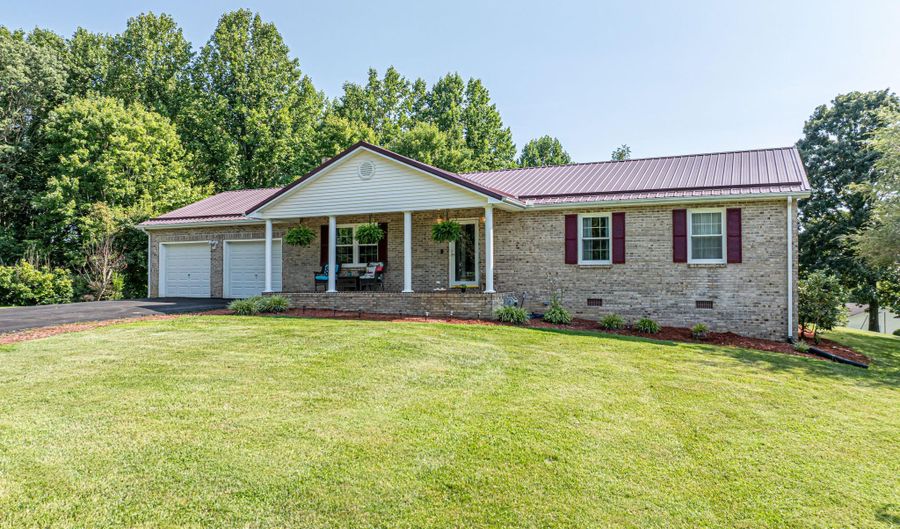 26424 Beech Cir, Abingdon, VA 24211 - 3 Beds, 2 Bath