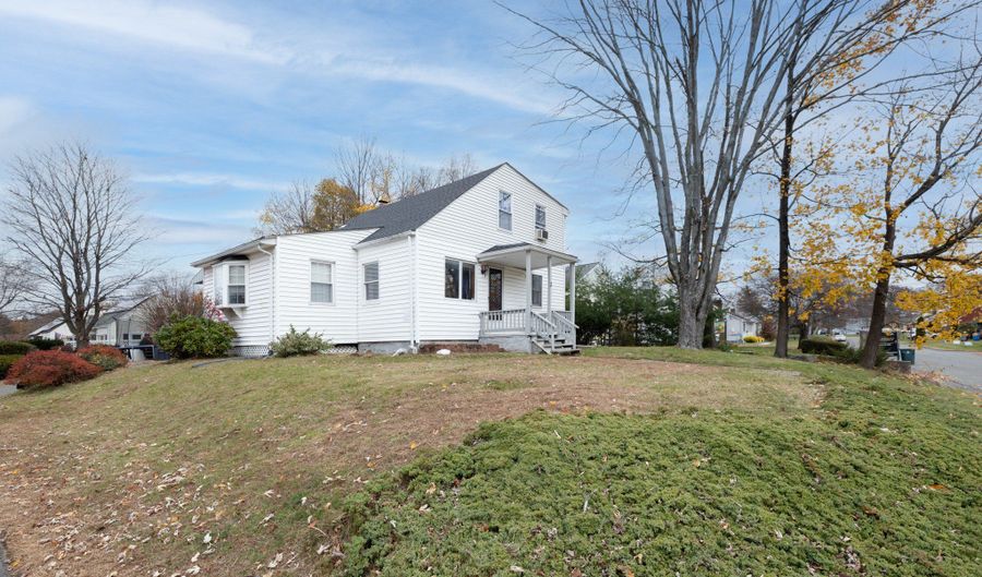 3 Sandra St, Bristol, CT 06010 - 3 Beds, 2 Bath