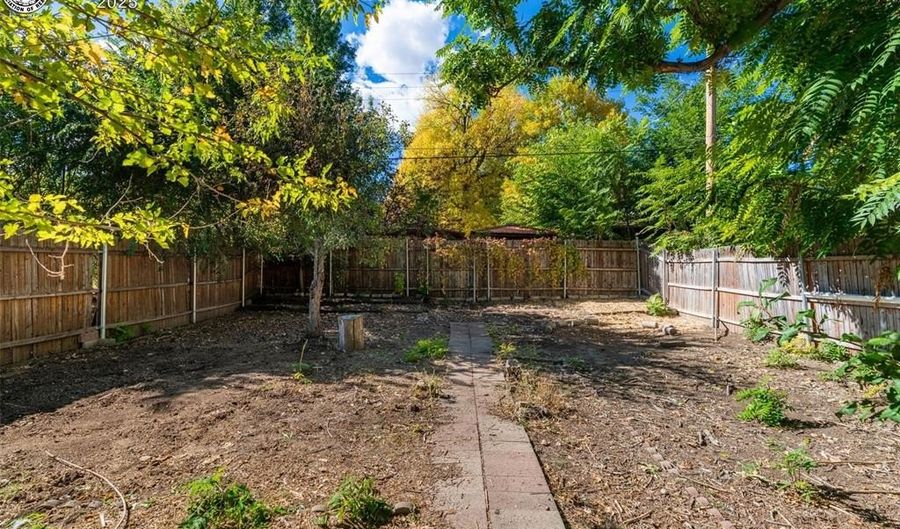 1203 W 3rd St, Florence, CO 81226 - 2 Beds, 1 Bath