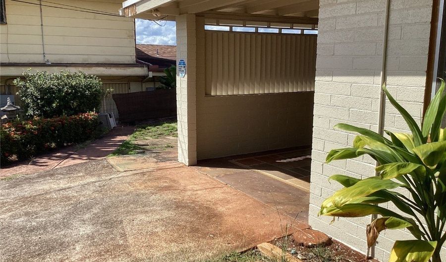 99-702 Malae Pl, Aiea, HI 96701 - 5 Beds, 2 Bath