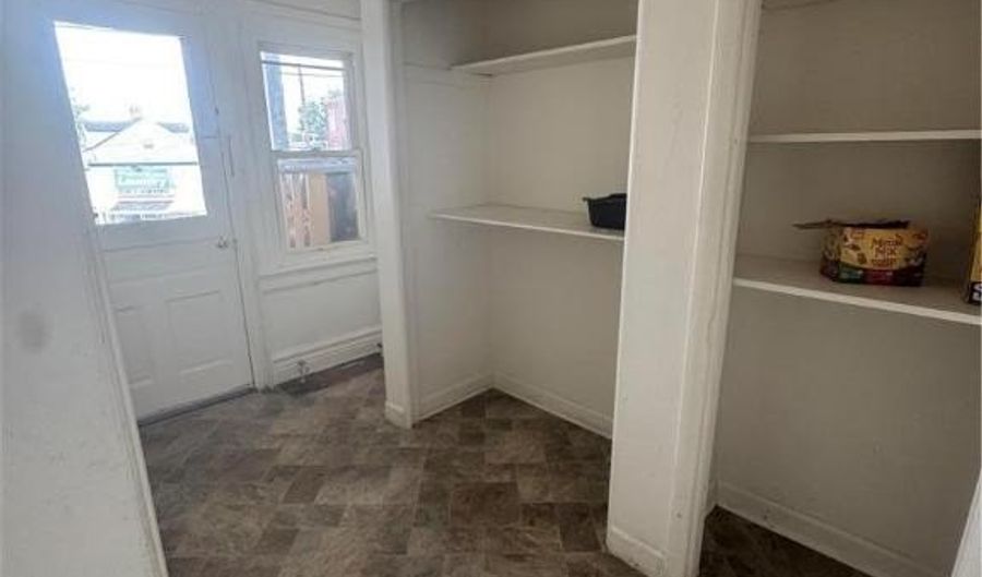 147 N 11TH St 3, Allentown, PA 18102 - 2 Beds, 1 Bath