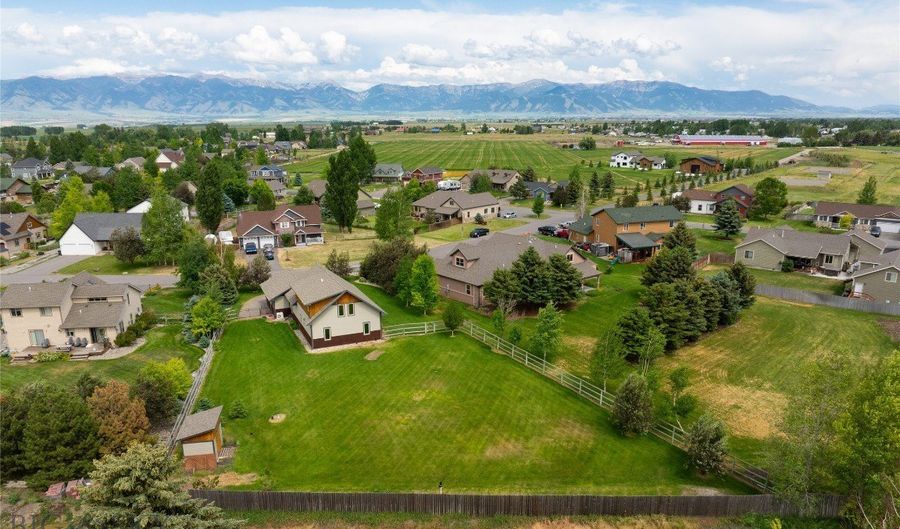 61 Painted Pony Dr, Belgrade, MT 59714 - 3 Beds, 2 Bath