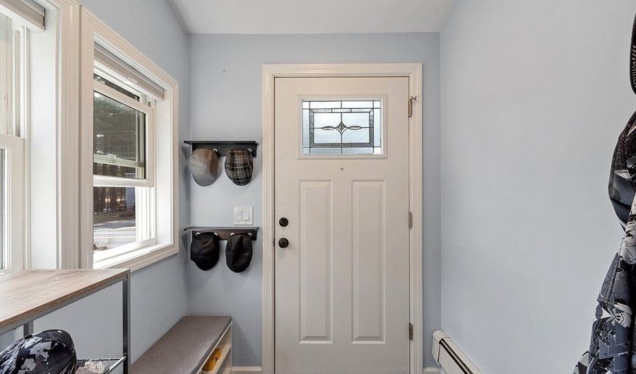 48 Whipple Rd, Billerica, MA 01821 - 3 Beds, 3 Bath