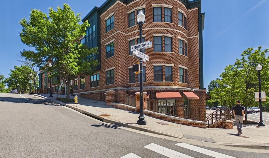 2101 N MONROE St #403, Arlington, VA 22207 - 1 Beds, 2 Bath