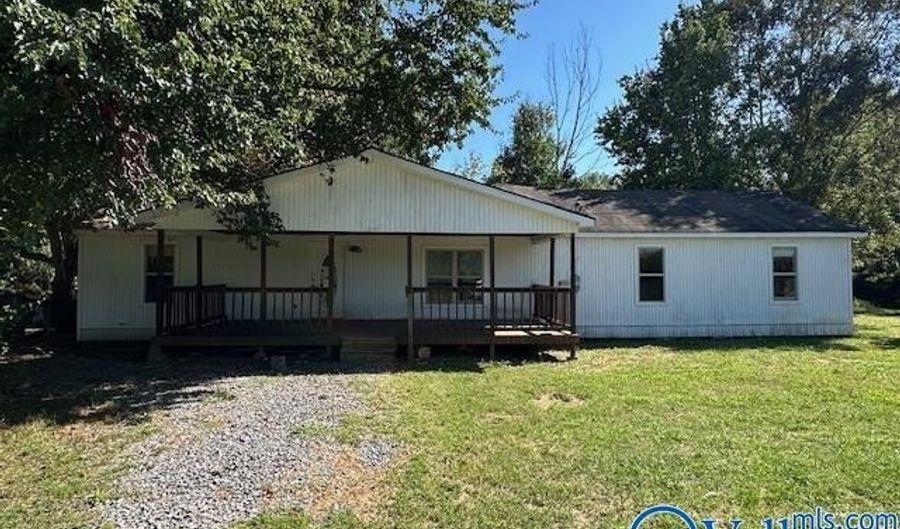 224 Dunn Dr, Albertville, AL 35950 - 4 Beds, 3 Bath