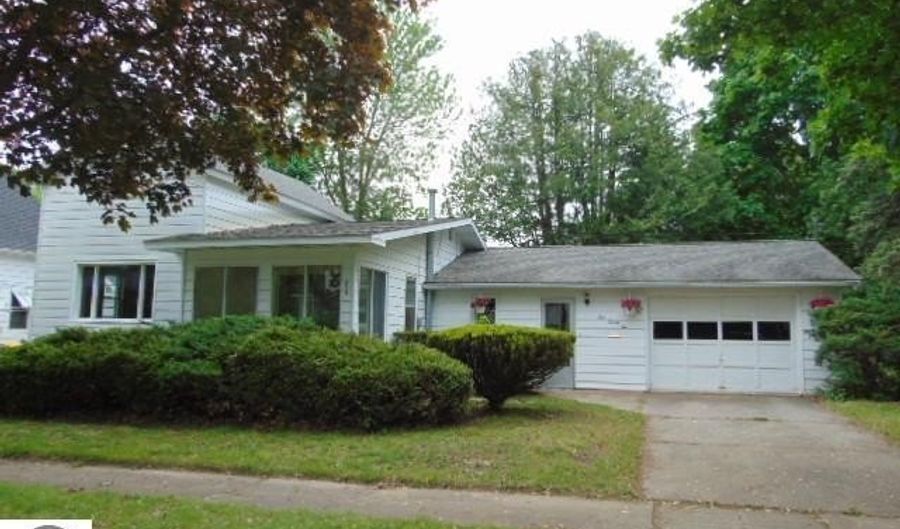 422 E Walnut St, Alma, MI 48801 - 2 Beds, 1 Bath