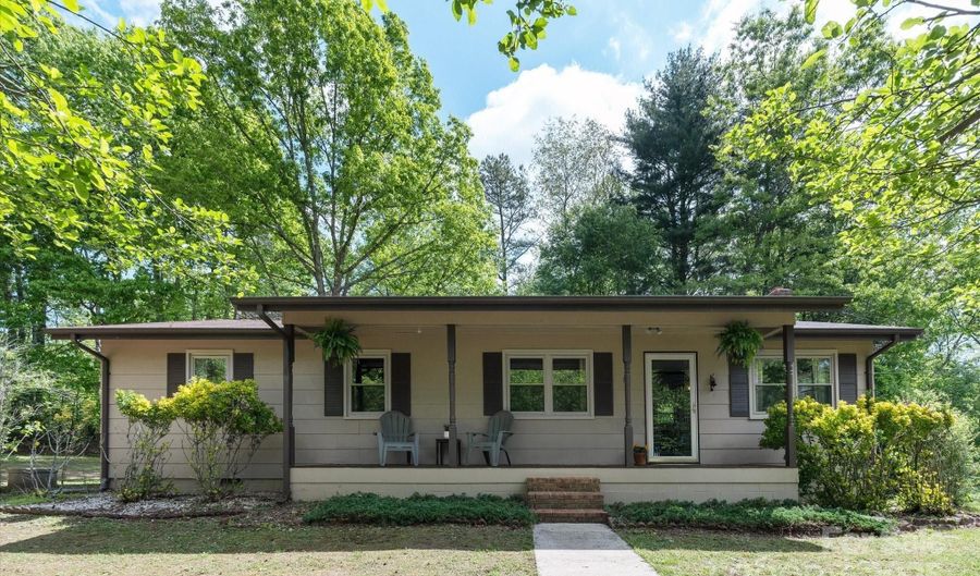 12 Thumper Ln, Arden, NC 28704 - 3 Beds, 1 Bath