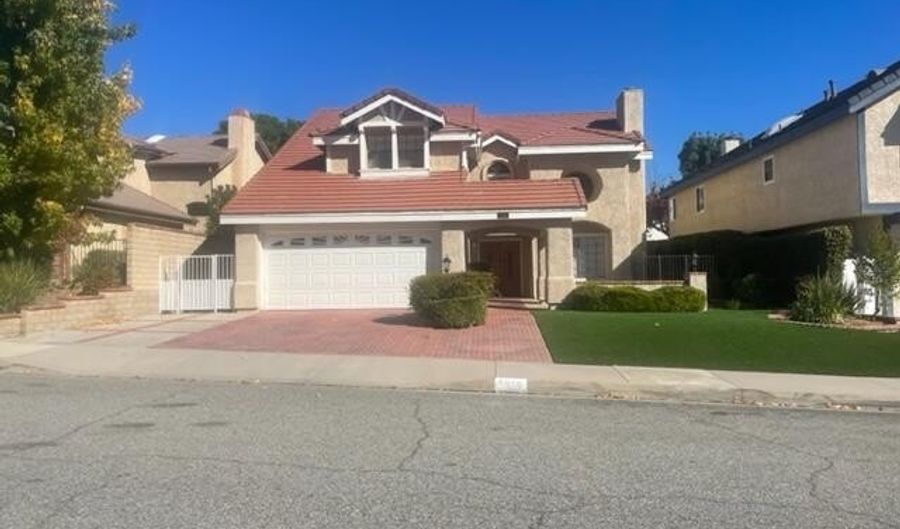 5656 Walnut Ridge Dr, Agoura Hills, CA 91301 - 4 Beds, 3 Bath