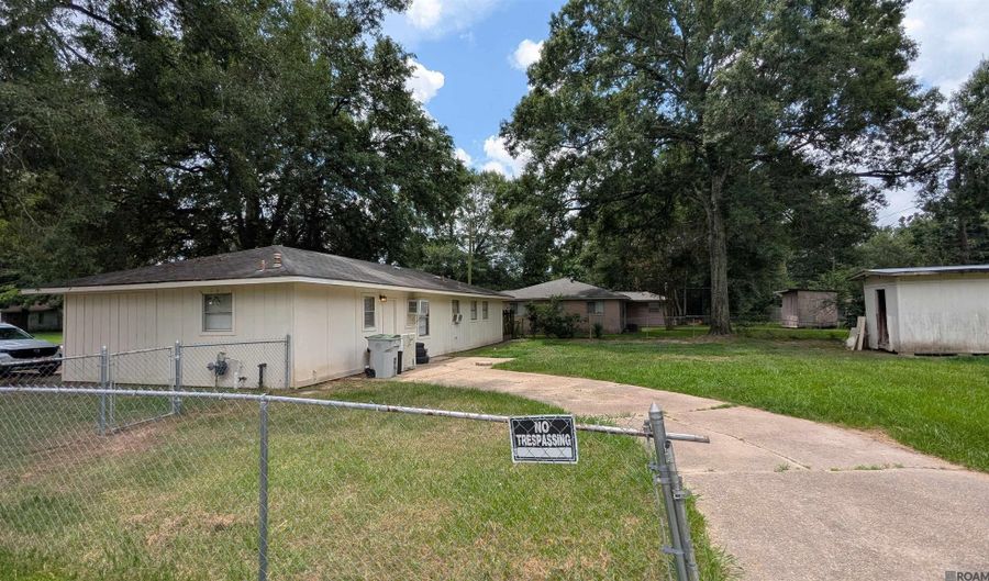 2425 Mchugh Rd, Baker, LA 70714 - 3 Beds, 2 Bath