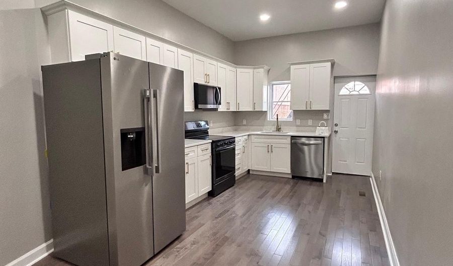 1936 W BALTIMORE St, Baltimore, MD 21223 - 4 Beds, 3 Bath