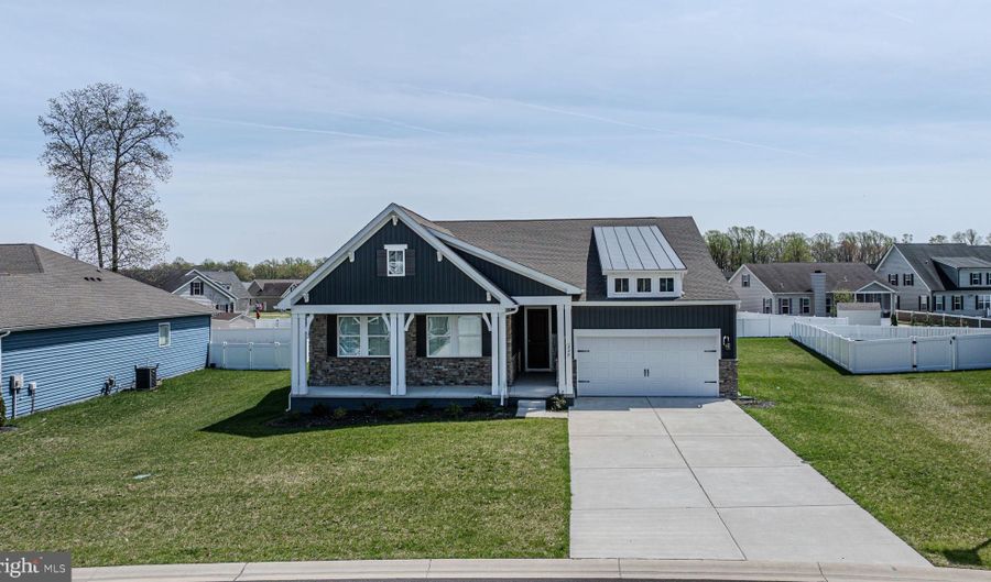 220 S RIDGE BROOK Dr, Felton, DE 19943 - 3 Beds, 2 Bath