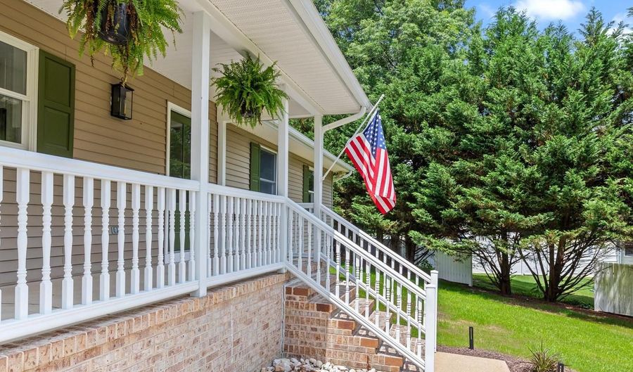 30934 HICKORY Ln, Dagsboro, DE 19939 - 3 Beds, 2 Bath