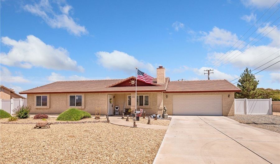21756 Tussing Ranch Rd, Apple Valley, CA 92308 - 3 Beds, 2 Bath