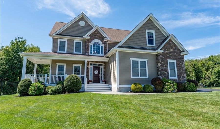59 Camden Ln, Cranston, RI 02921 - 4 Beds, 4 Bath