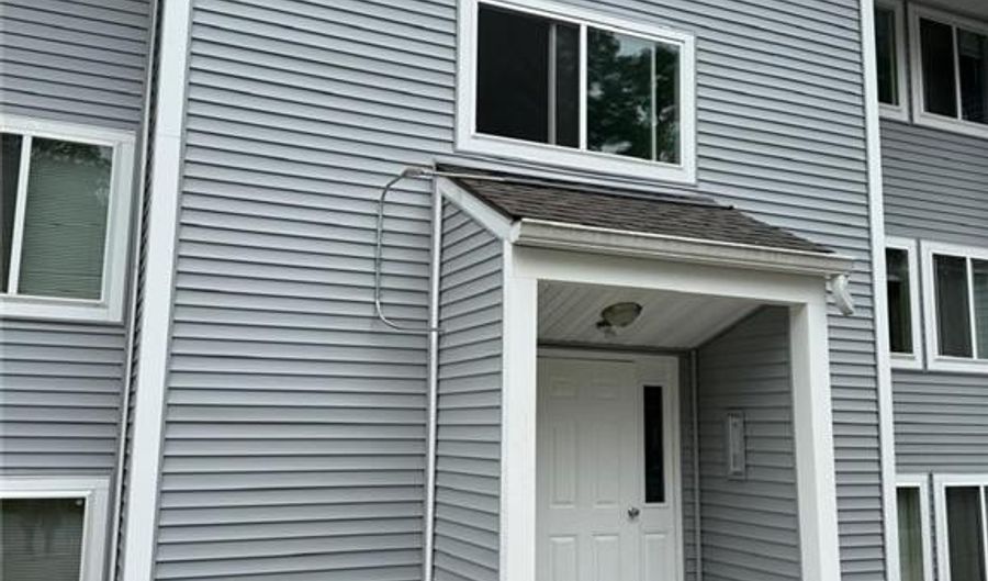 400 New River Rd 809, Lincoln, RI 02838 - 2 Beds, 1 Bath